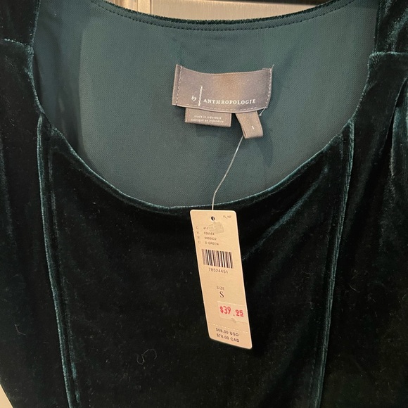 NWT Anthropologie Green Velvet Top size Small - Picture 8 of 8